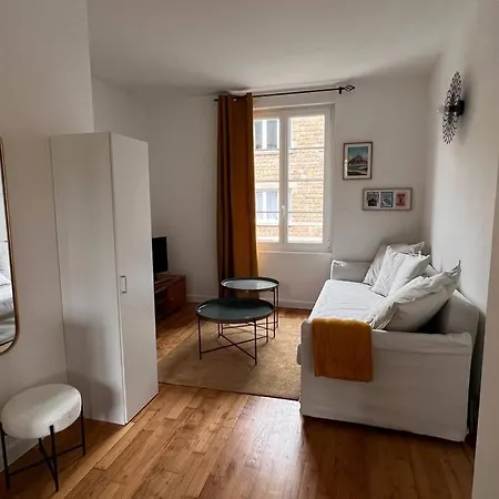 Centre - アパート